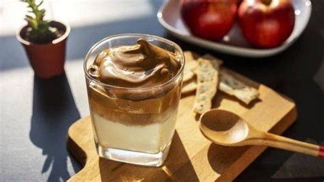 membuat dalgona coffee pakai nescafe   mixer