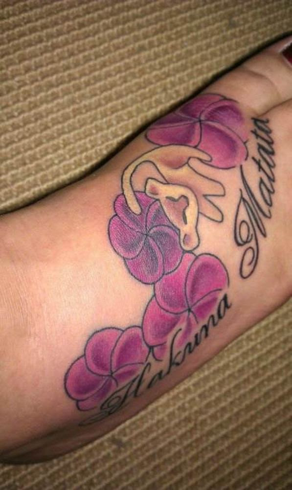 25 Astonishing Hakuna Matata Tattoo Designs Slodive