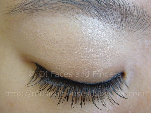eye lashes closed