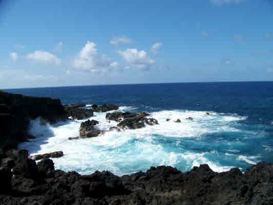 rocky coastline and tumultuous waves near Hawaiian Shores Subdivision