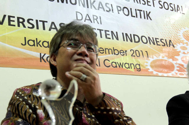 Direktur LSI Terima Penghargaan 