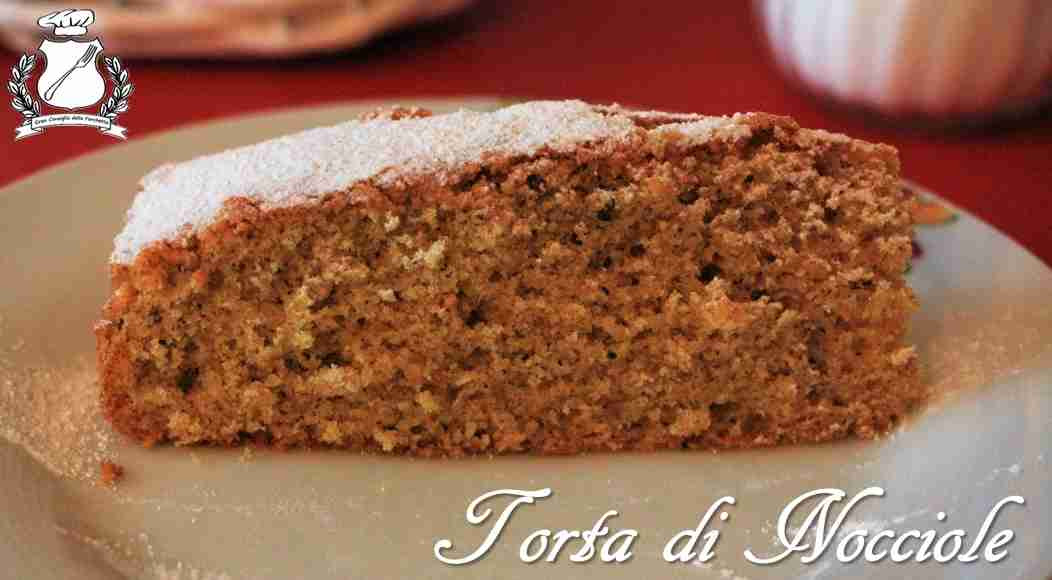 Torta di nocciole