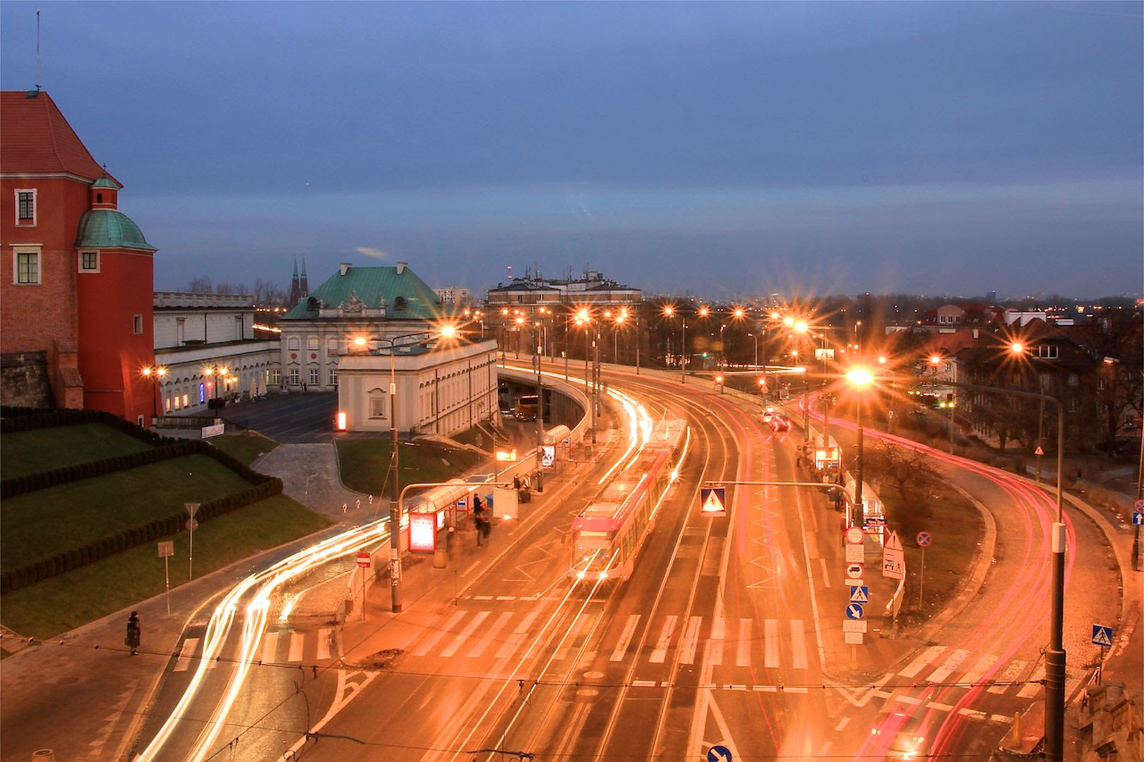 http://i181.photobucket.com/albums/x35/jwhite9185/Warsaw/file-90.jpg