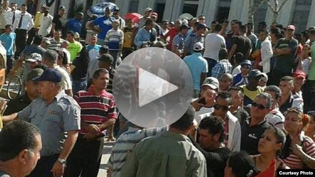 Protesta de cuentapropistas en Holguín