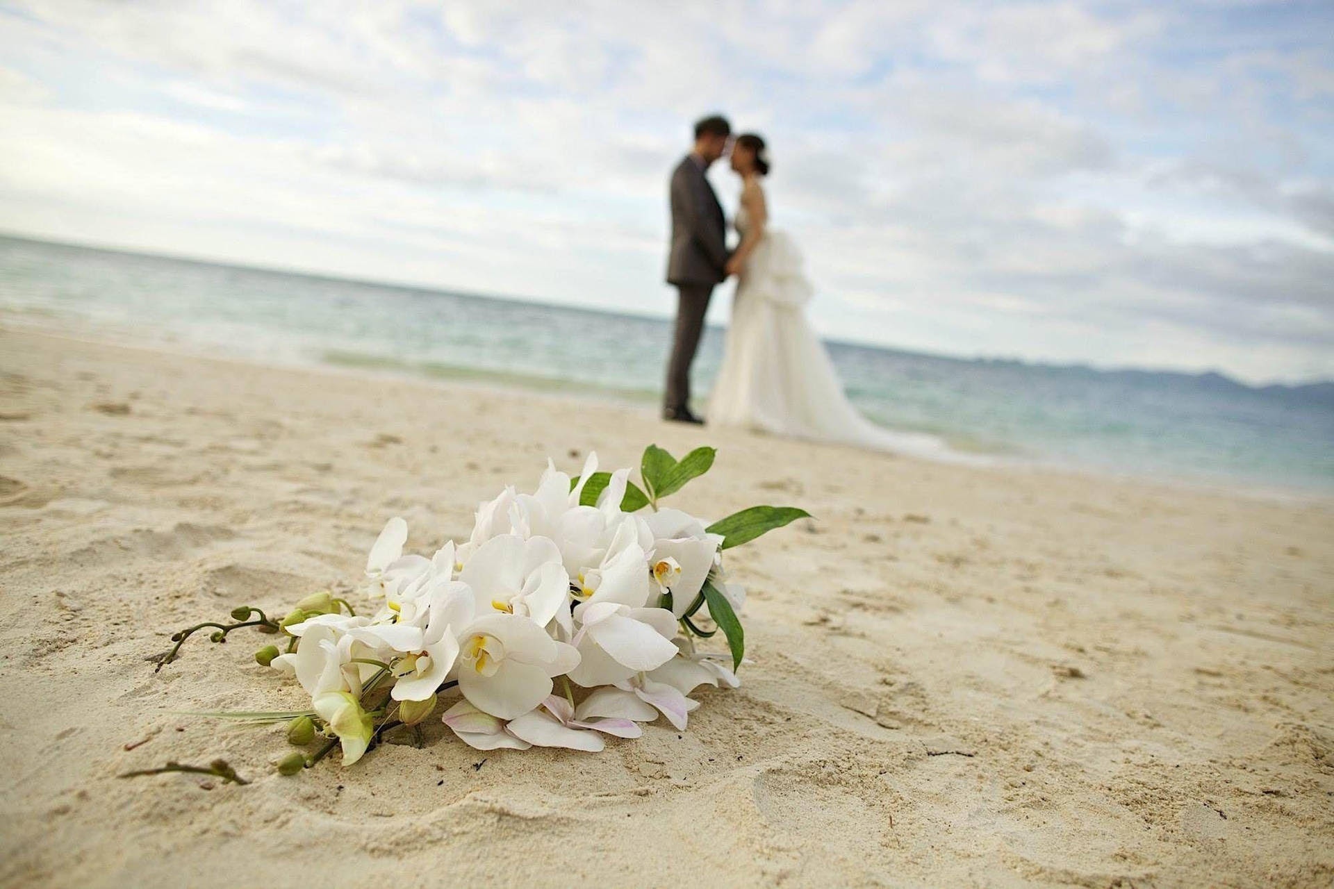 Amazing Non Holiday Winter Wedding Themes