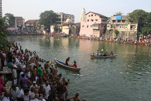 Pitru Paksh Banganga 2012 by firoze shakir photographerno1