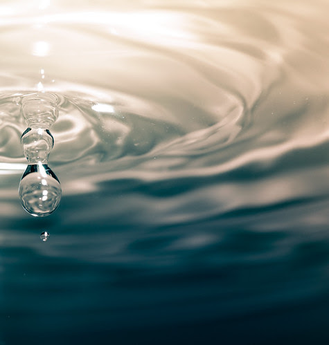 フリー写真素材 テクスチャ 背景 水 氷 波紋 雫 水滴 画像素材なら 無料 フリー写真素材のフリーフォト