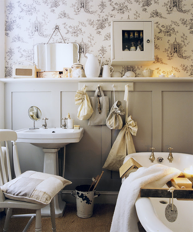 Small bathroom decorating ideas - Small spaces