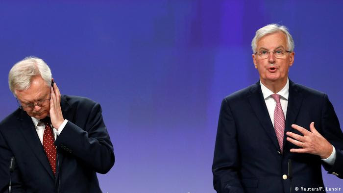 Belgien - Brexit-Verhandlungen mit Barnier und Davis in Brüssel (Reuters/F. Lenoir)