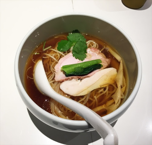 ラーメン Q 大通公園 清湯 醤油 札幌グルメ食べ歩きブログ 食道楽士 ラーメン編