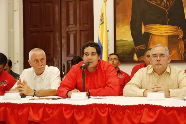 De rojo, el hijo del presidente Maduro