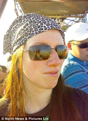 Rachel in her mid-twenties