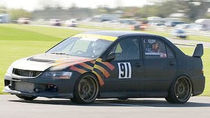 Laurence Kilby racing in the 2009 Castle Combe Saloon Car Championship