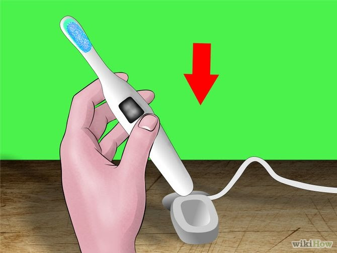 Use an Electric Toothbrush Step 1.jpg