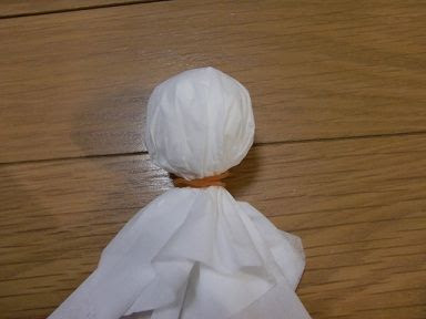ティッシュのてるてる坊主 簡単手作りおもちゃの作り方 工作図鑑