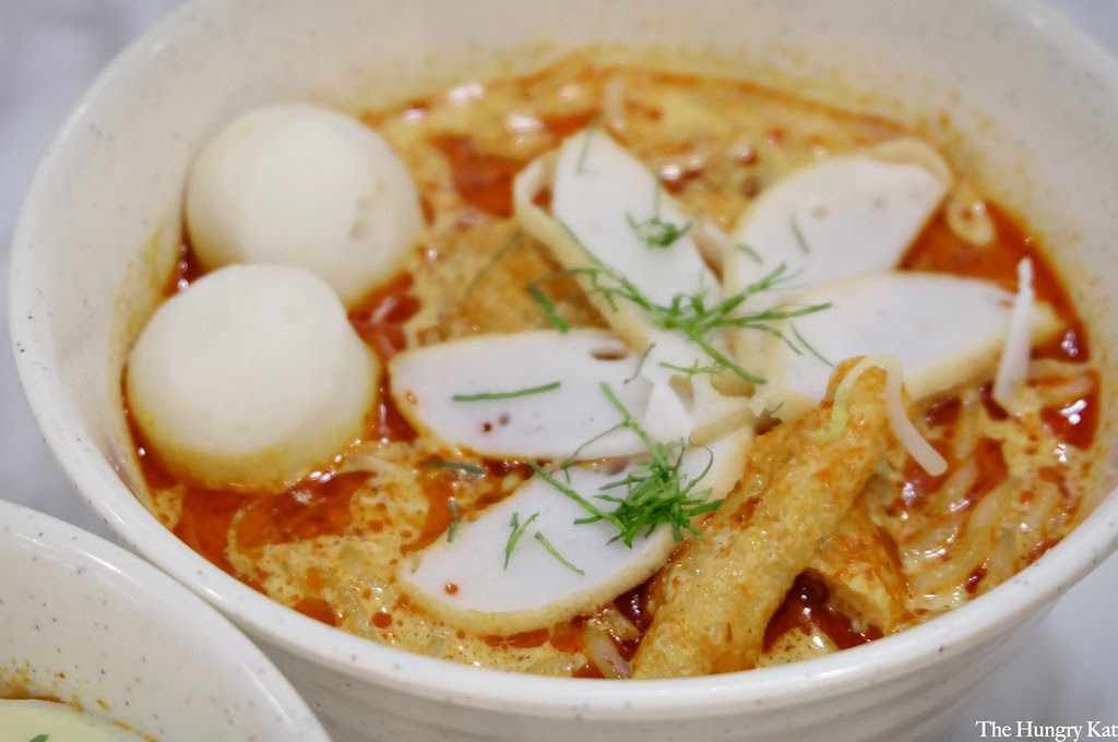 The Hungry Kat Nanyang Offers Laksa And Other