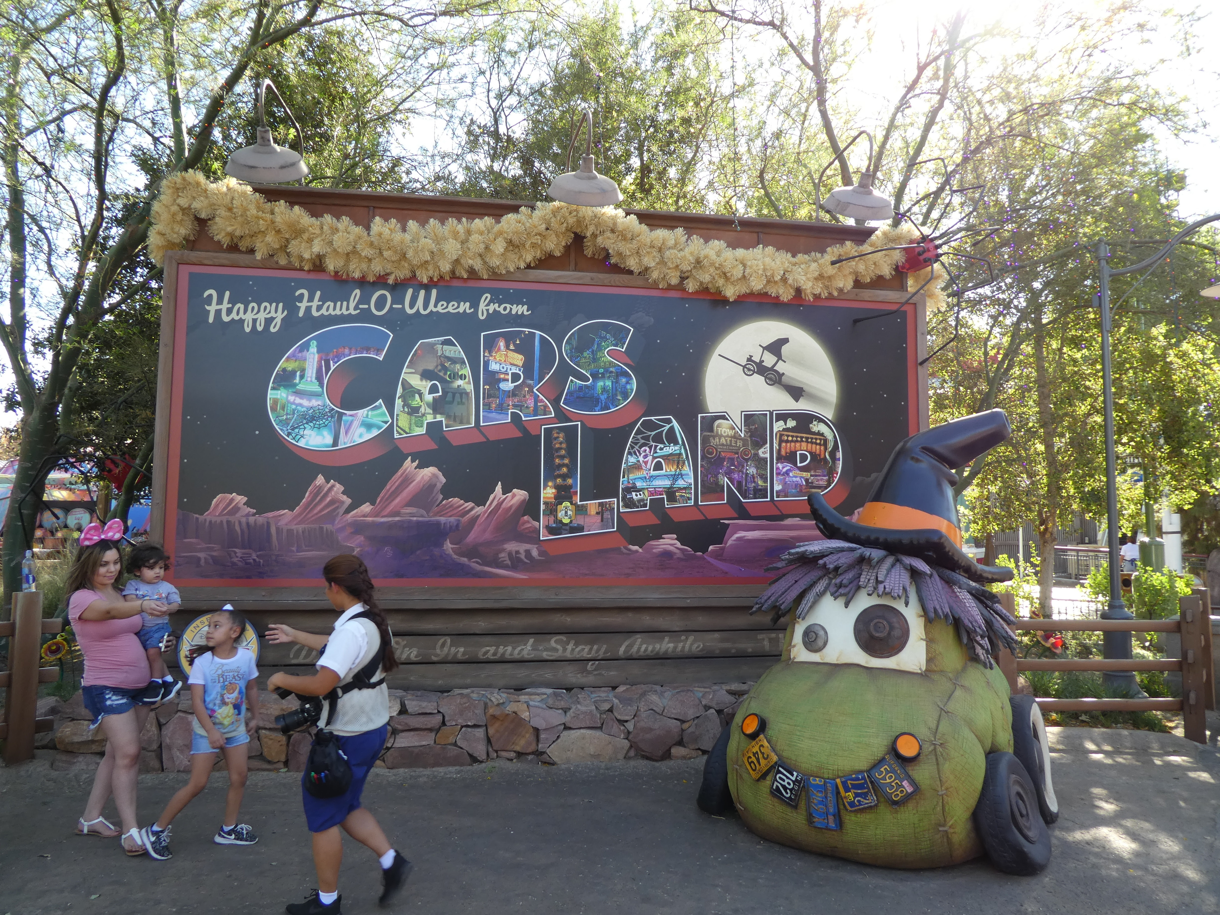 米ディズニーのカーズランドを体験