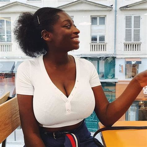 tasting a big tits ebony babes cunt outside