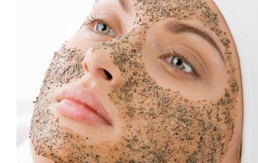 Tẩy da chết mỗi ngày giúp làn da săn chắc tự nhiên