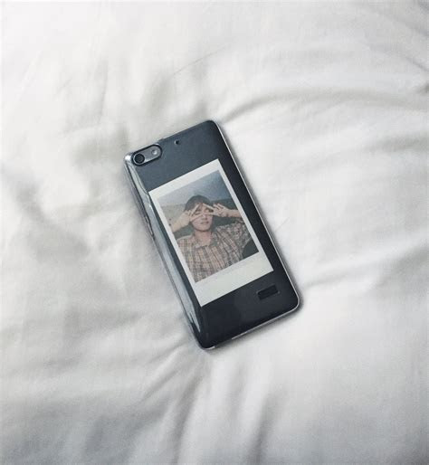 pin    kpop phone