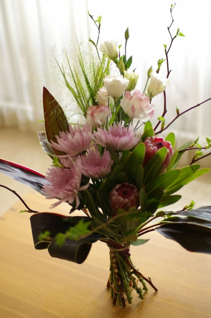 花束 30代女性へ フラワーアレンジのご依頼は フラワーアレンジ May Fleur メイフルール
