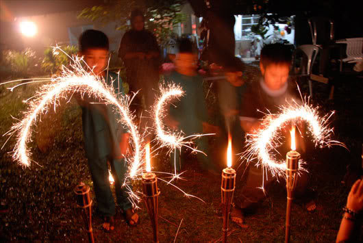 Image result for Elakkan 6 Kemungkaran Ini Yang Biasa Dilakukan Ketika Hari Raya Aidilfitri