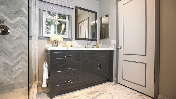 Gray Door Moldings - Contemporary - bathroom - Jeff Lewis Design