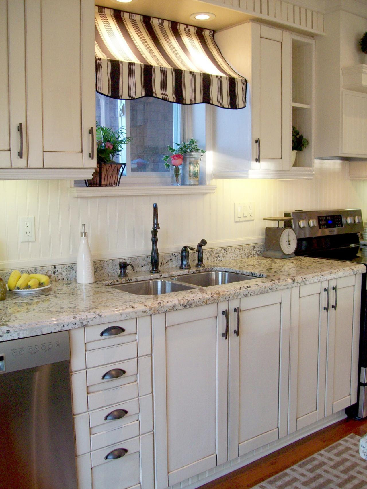Cafe Kitchen Decorating Pictures Ideas Tips From HGTV HGTV Cafe Kitchen Decorating Pictures Ideas Tips From HGTV HGTV