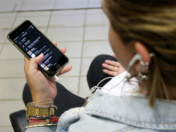 Streaming de áudio e vídeos musicais representam 51% das receitas com música digital no Brasil (Foto: Jamile Alves/G1 AM)