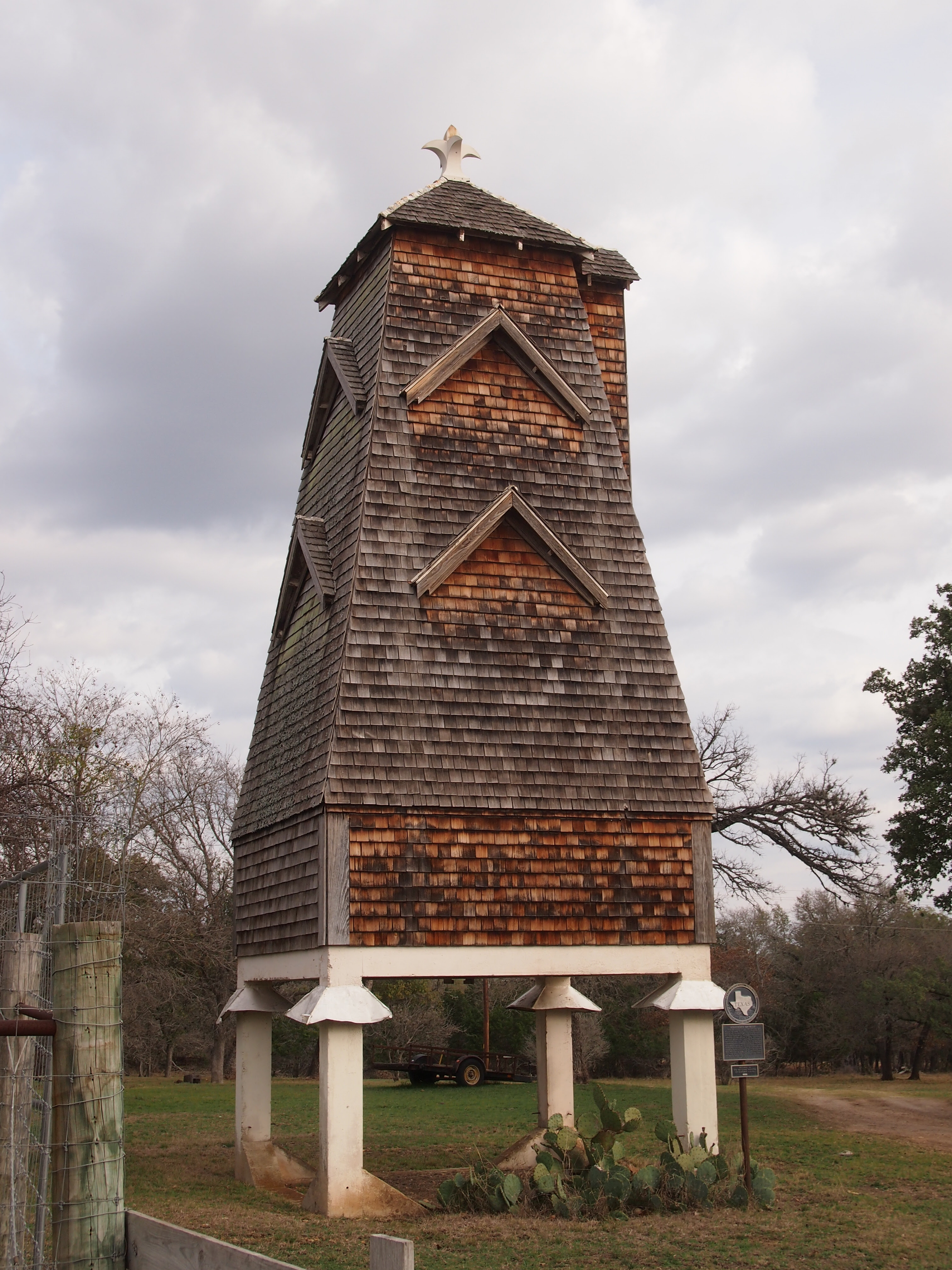 Bat House for Manure, Pollination and Mosquito control ...