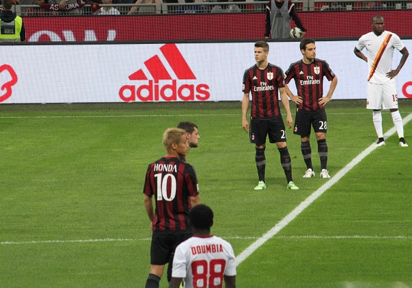 本田圭佑の応援にacミラン Vs Asローマを観戦してきたvol 3 本田圭佑2アシスト トッティもゴール 海外組に会いに行こう