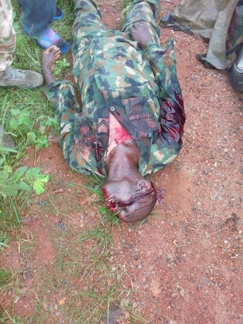 So Bloody! Nigerian Soldier Hacked to Death Along Abuja-Kaduna Highway