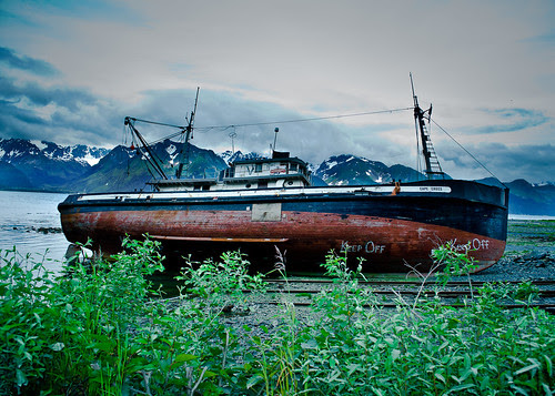 Keep Off by markkucza