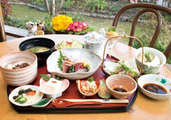 季節の料理花双樹 防府 山口 和食 お食事処 食堂