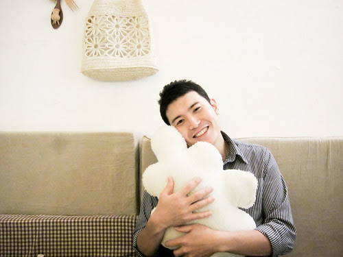 *Cloud hugger