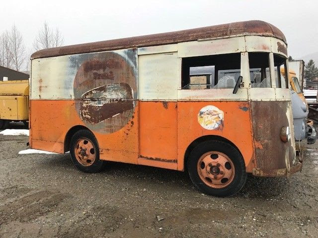 1930 40s Hollywood Bread Truck Delivery Van Bus Divco Twincoach