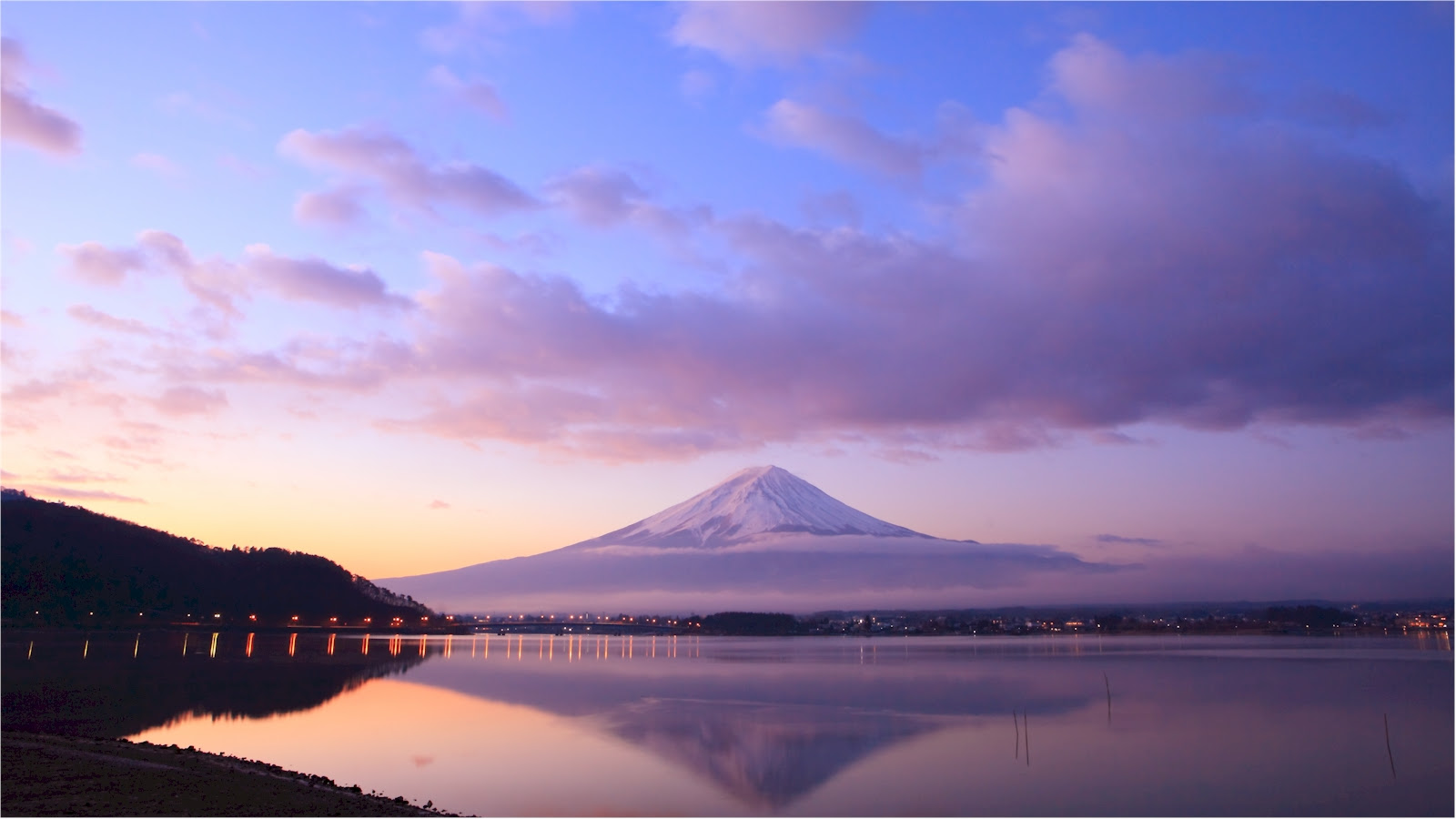 富士山の無料壁紙のページ あだやかな朝