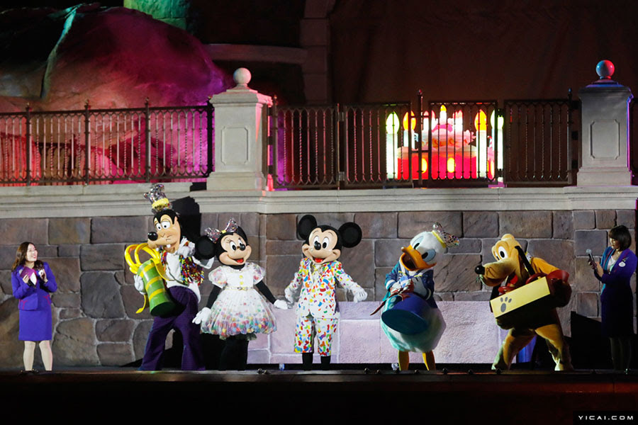 上海ディズニーでミッキー誕生日イベント 花火で祝福 8 人民網日本語版 人民日報