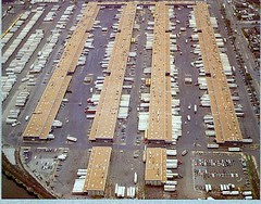 Hunts Point Market (via HuntsPoint.com) Hunts Point Market (via HuntsPoint.com)