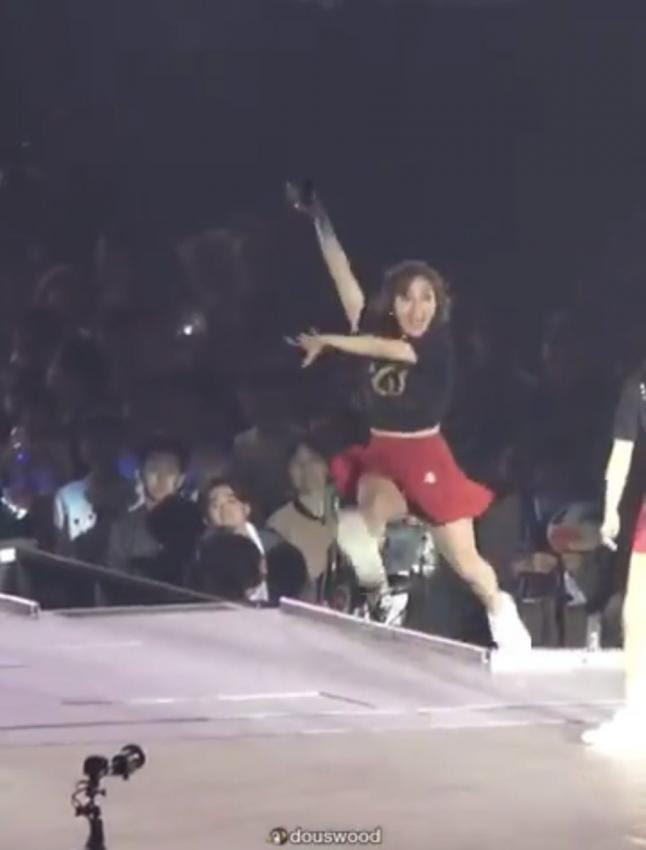 ì½ìí¸ ë§ìì±ìì ì¡´ëì ë ê±¸ê·¸ë¥©.jpg | ì¸ì¤í°ì¦
