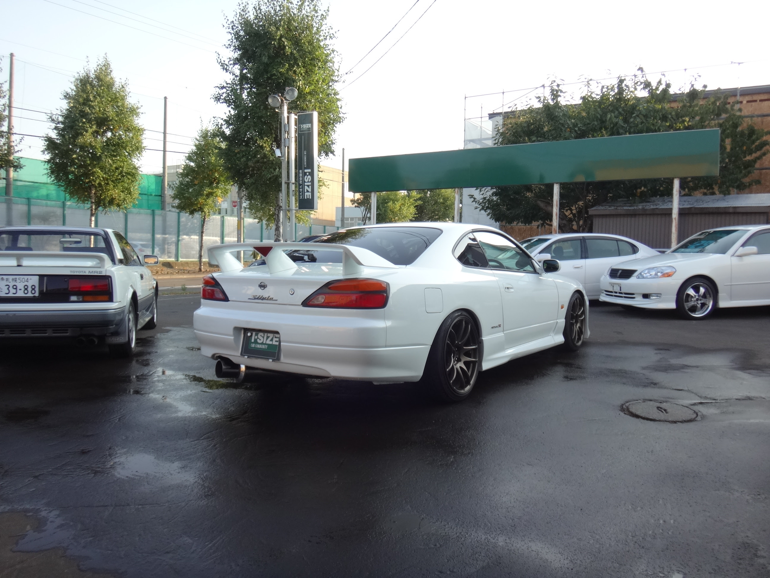 ニッサン シルビア ｓ１５ スペックｒ エアロパッケージ 買取にて入庫 中古車 スポーツカーのイサイズ