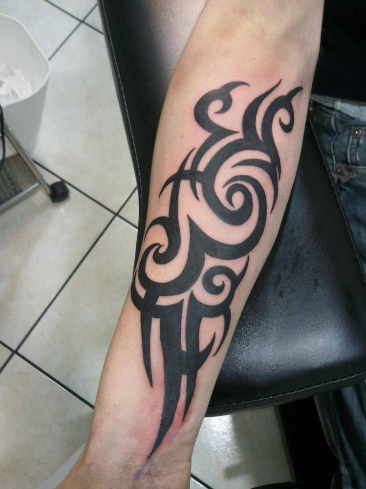 Tatouage tribal homme avant bras Mod les et Exemples Tatouage tribal homme avant bras Mod les et Exemples