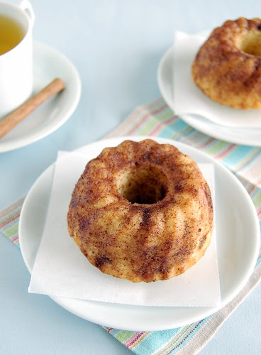 Cinnamon tea cakes / Bolinhos com cobertura de canela