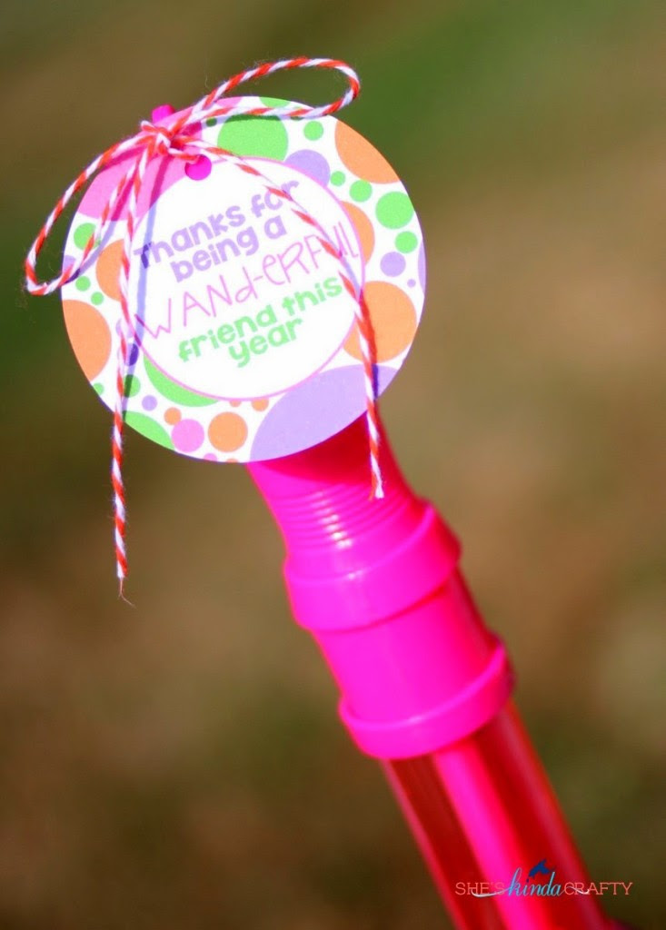 End of Year Gifts with Free Printable Tag - Shes {kinda} Crafty