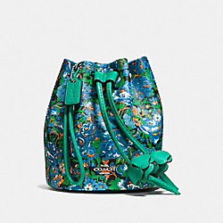PETAL WRISTLET IN ROSE MEADOW FLORAL PRINT COATED CANVAS - COACH f57600 - SILVER/BLUE MULTI