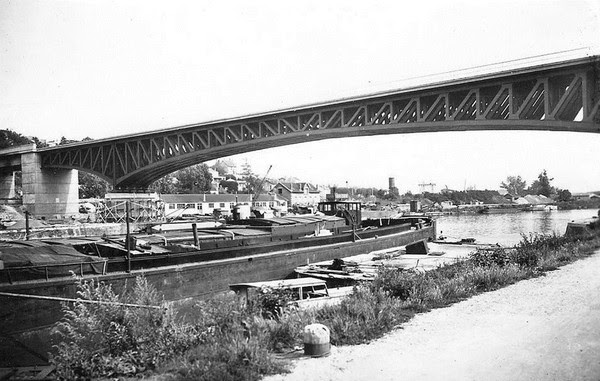 Conflans Le pont en Fin d'Oise