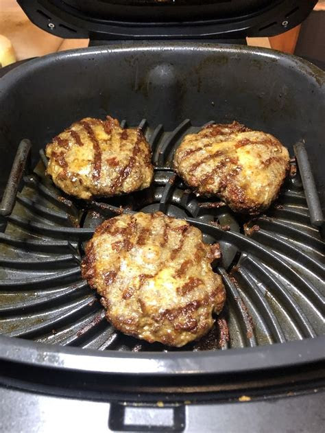 Ready to make your own perfectly crispy, crunchy fried favorites at home — without using a whole bottle of oil? How To Cook Burgers In The Ninja Foodi Grill - Grilling