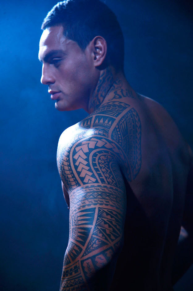 Hawaii Jason Momoa The Rock Dwayne Johnson Polynesian Samoa Roman