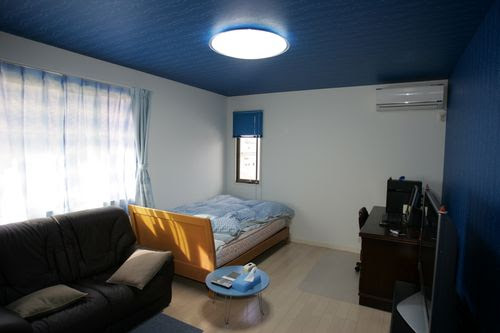 賛否両論 ブルーの書斎 季節を味わうガーデンライフ