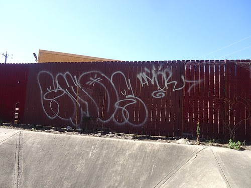 amor in graffiti. Amor Graffiti. Not The Best.